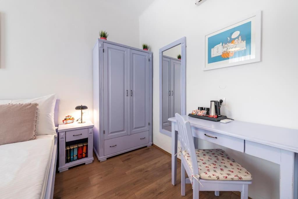 Flora-Heartbeat Old City Three Bedrooms Apartment Дубровник Екстериор снимка
