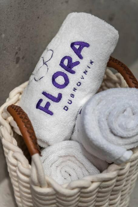 Flora-Heartbeat Old City Three Bedrooms Apartment Дубровник Екстериор снимка
