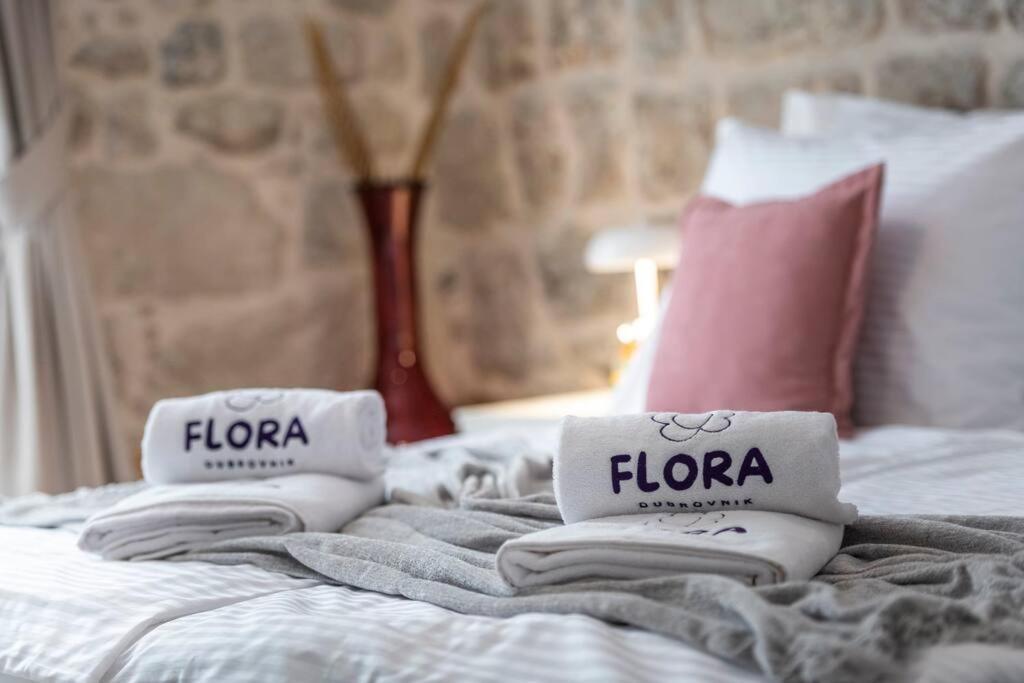 Flora-Heartbeat Old City Three Bedrooms Apartment Дубровник Екстериор снимка