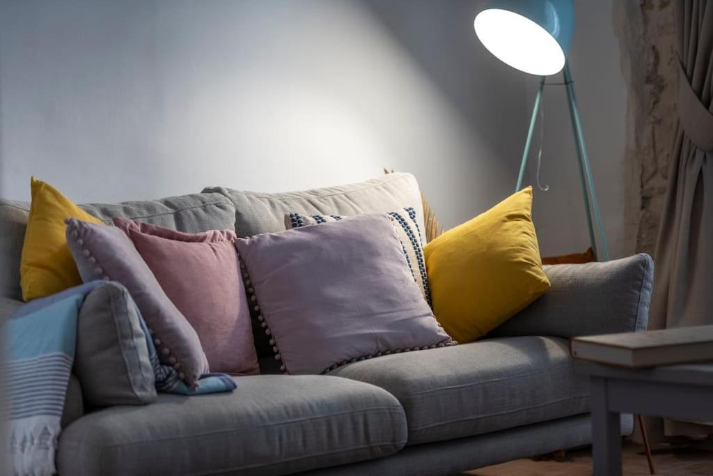 Flora-Heartbeat Old City Three Bedrooms Apartment Дубровник Екстериор снимка