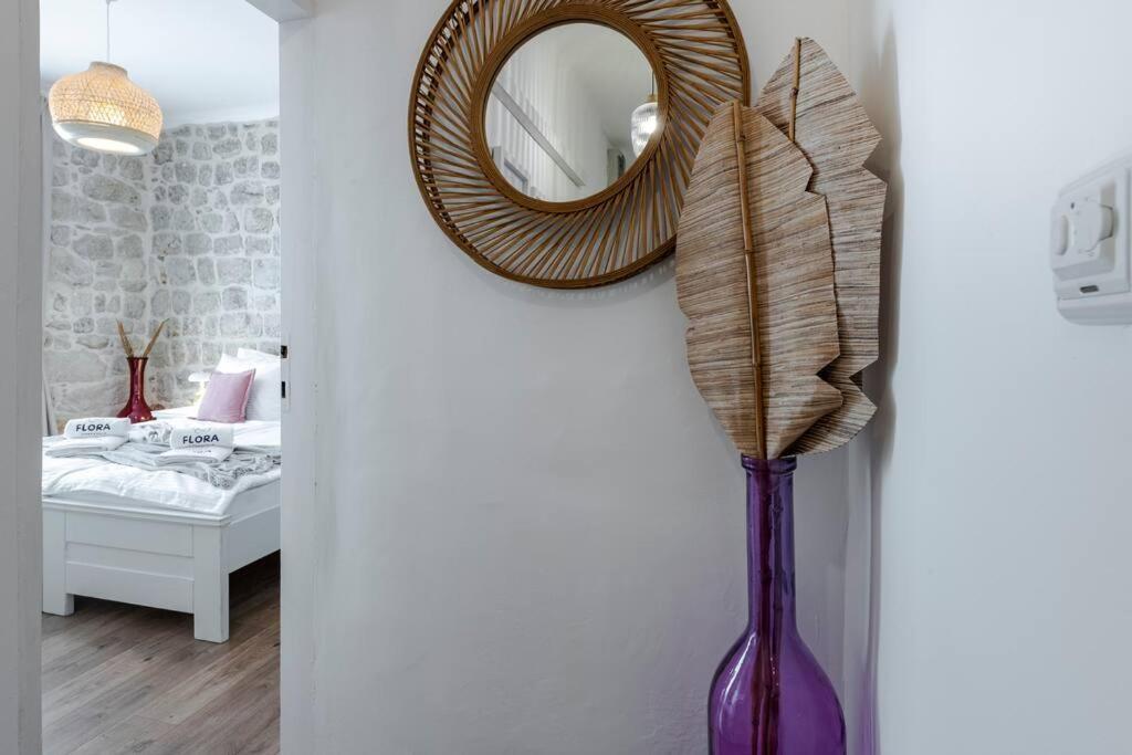 Flora-Heartbeat Old City Three Bedrooms Apartment Дубровник Екстериор снимка